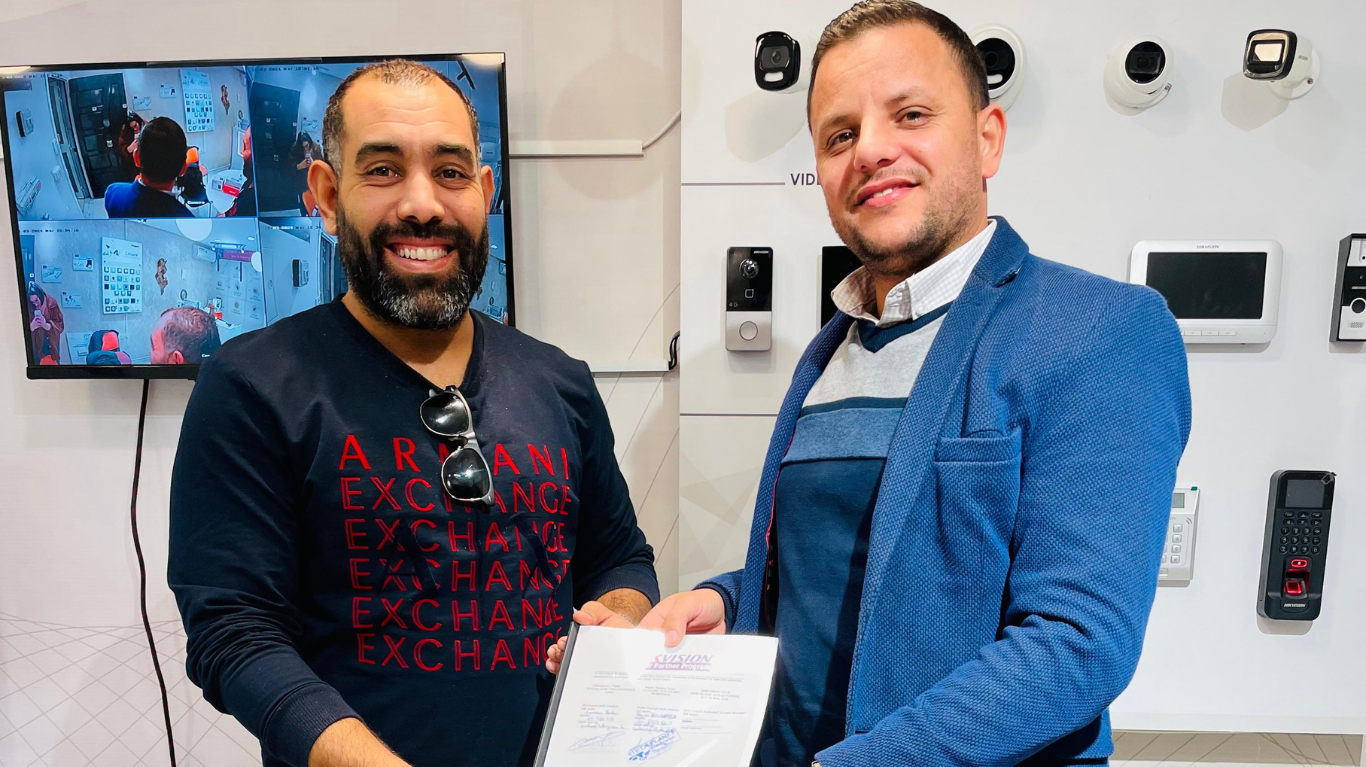 La Planet devient distributeur officiel Hikvision : Une nouvelle ère pour la sécurité